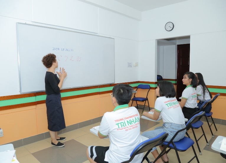 PHƯƠNG CHÂM HOẠT ĐỘNG